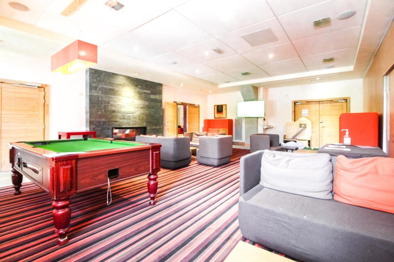 South Facing 2-Bed Apartment With Fireplace, Terrasses Deos Флен Екстер'єр фото
